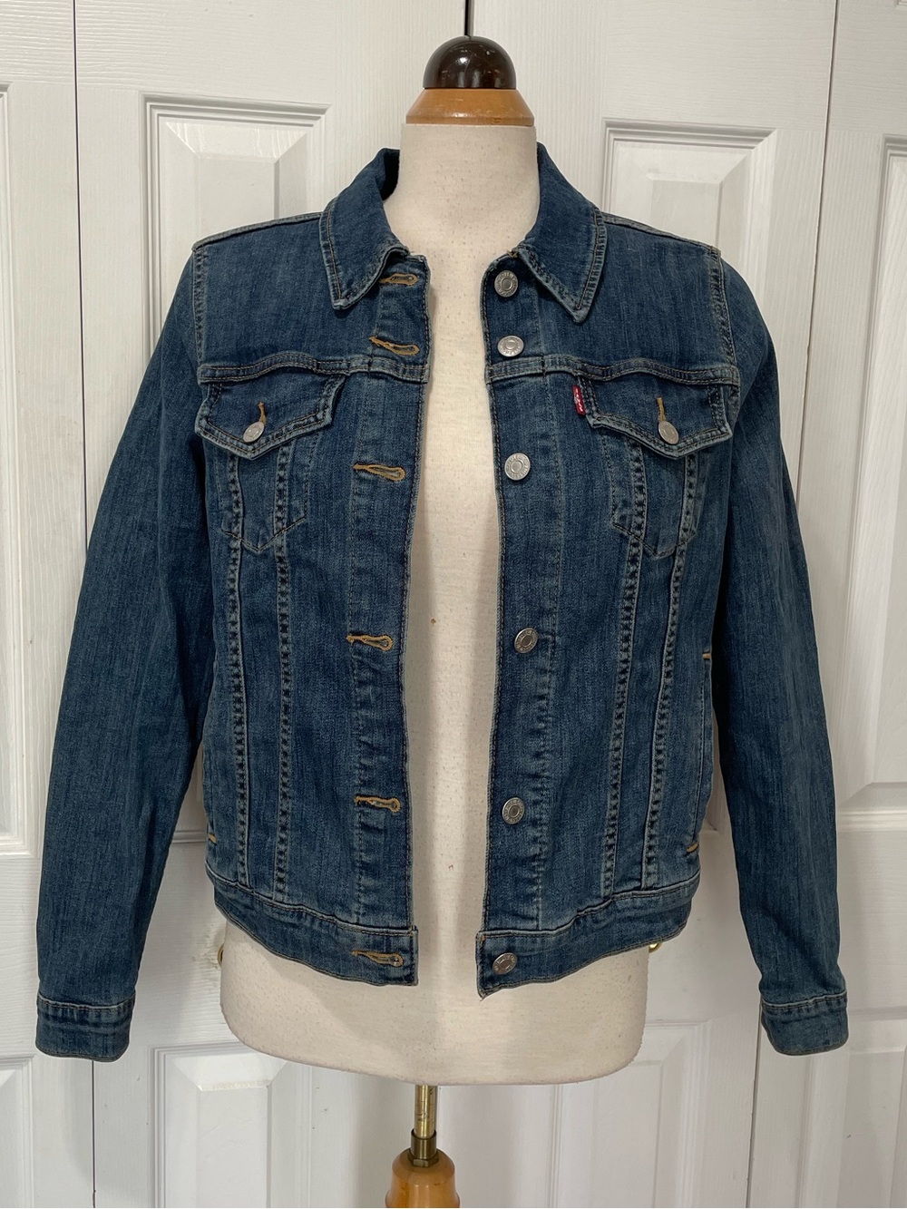 Levi's Women's Dark Blue Denim Jacket - Classic Trucker Style